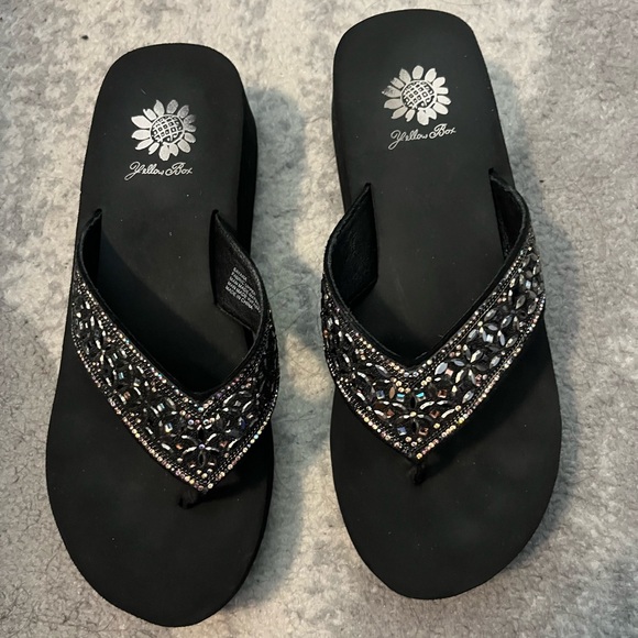 Yellow Box Shoes - Yellow Box Platform Flip Flops